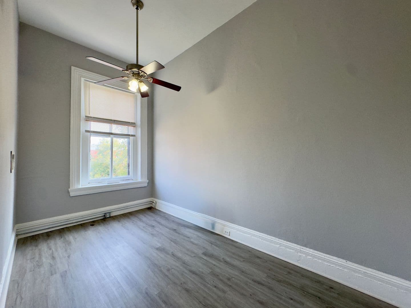 Baltimore Apartment: 1322-1324 Eutaw Pl