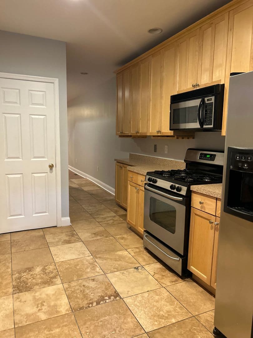 Baltimore Townhome: 816 W 37th St
