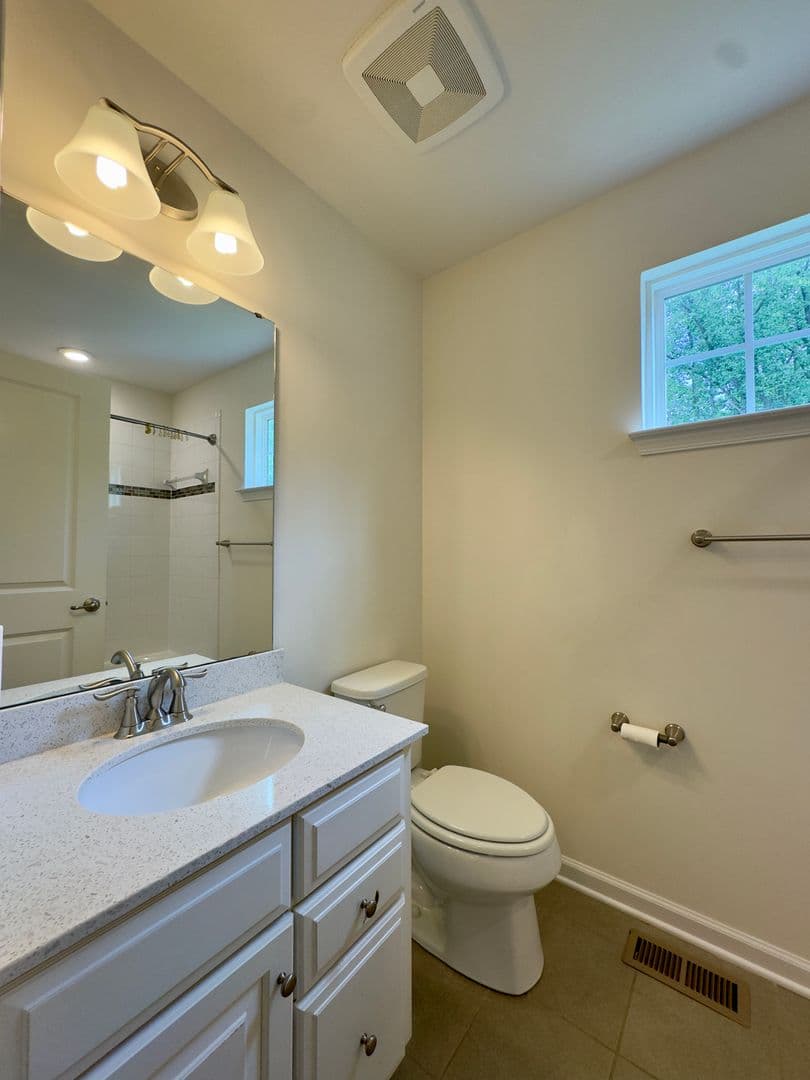 Bel Air Townhome: 1302 Dickinson Ct