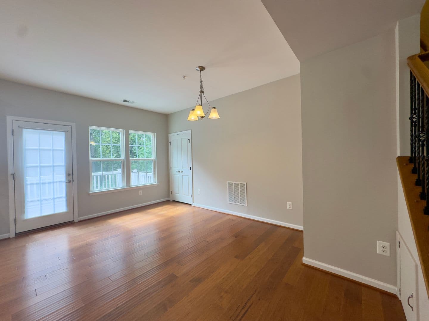 Bel Air Townhome: 1302 Dickinson Ct