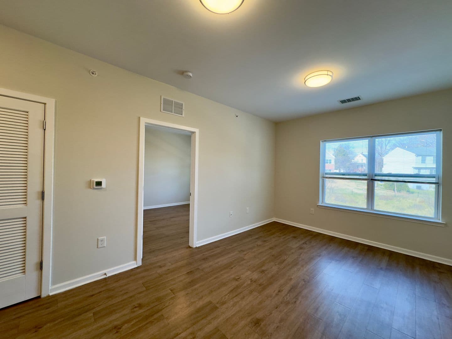 Baltimore Apartment: 4909 Hamilton Ave