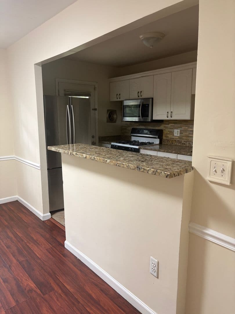 Nottingham Townhome: 8564 Gradien Drive