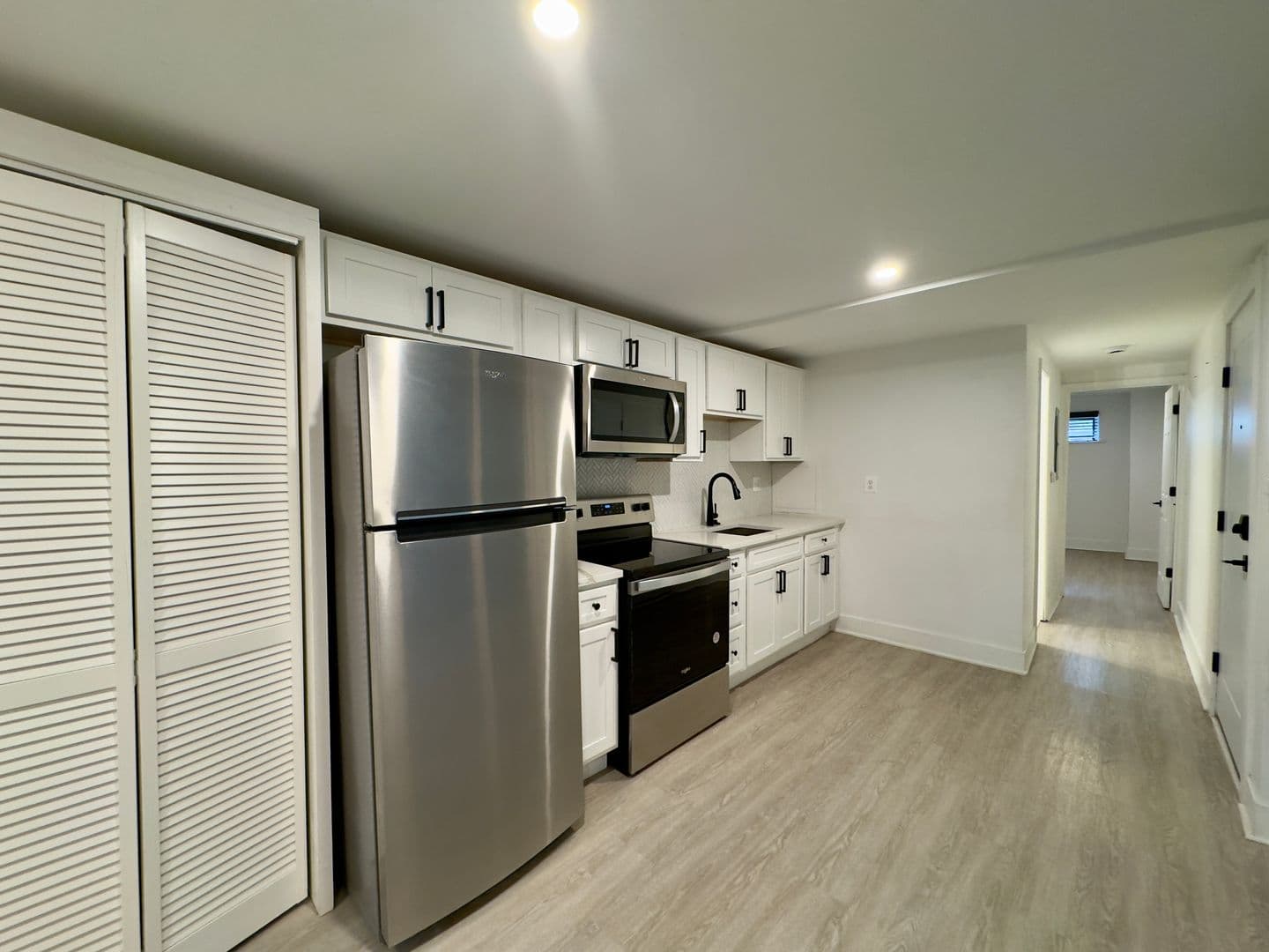 Baltimore Apartment: 1720 St. Paul Street
