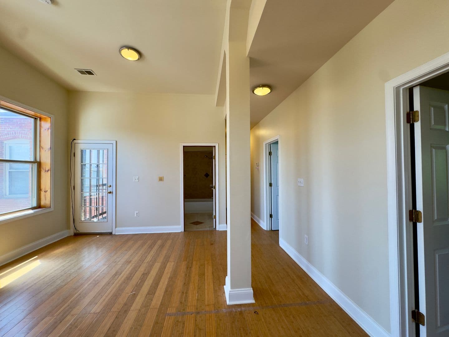 Baltimore Apartment: 2401 Brookfield Ave