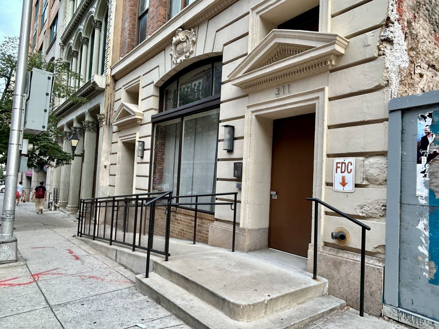 Baltimore Apartment: 311 W Baltimore St