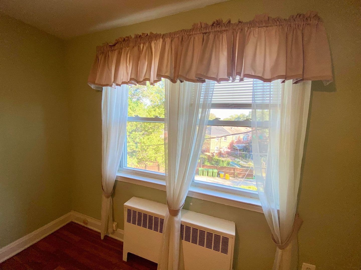 Baltimore Apartment: 6125 Parkway Dr