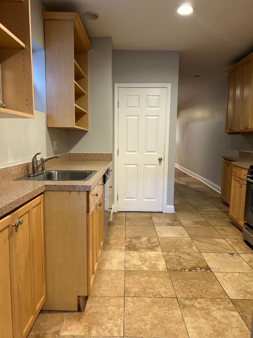 Baltimore Townhome: 816 W 37th St