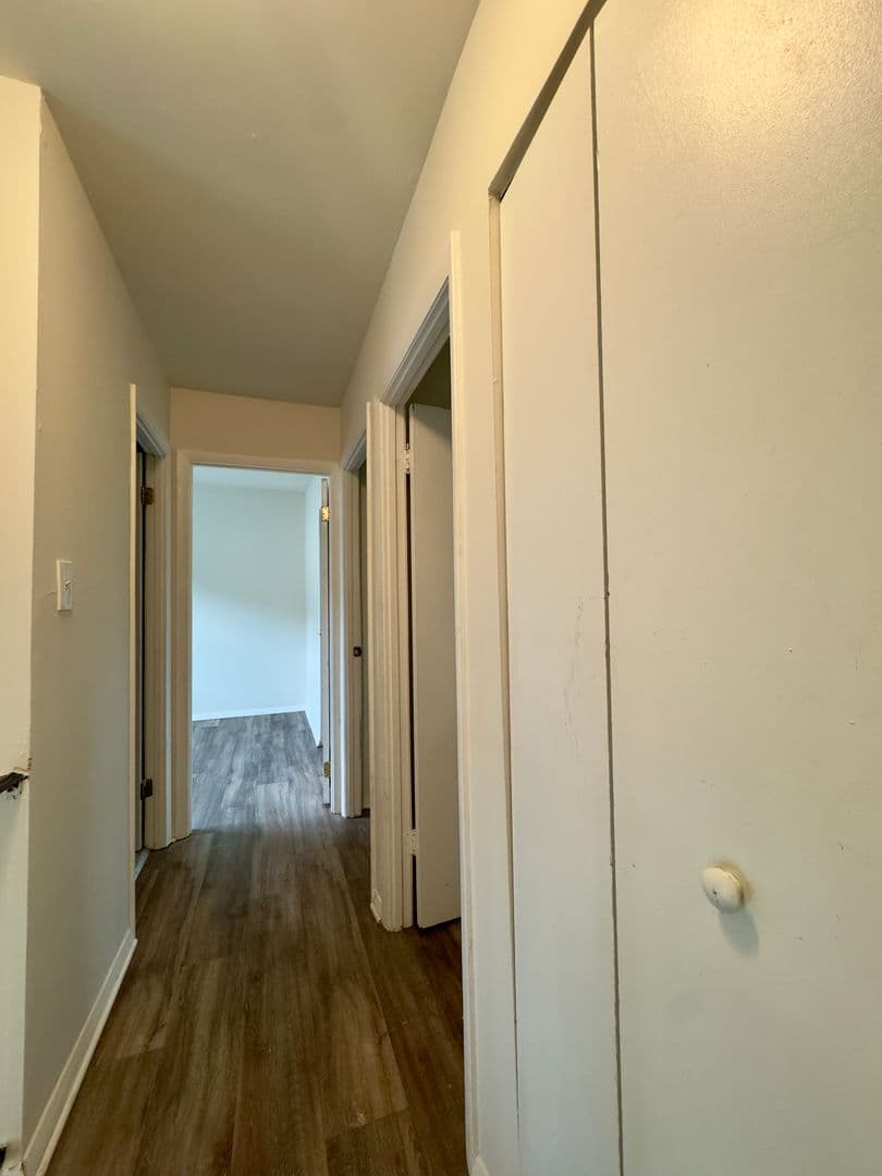 Edgewood Townhome: 1830 Eloise Ln