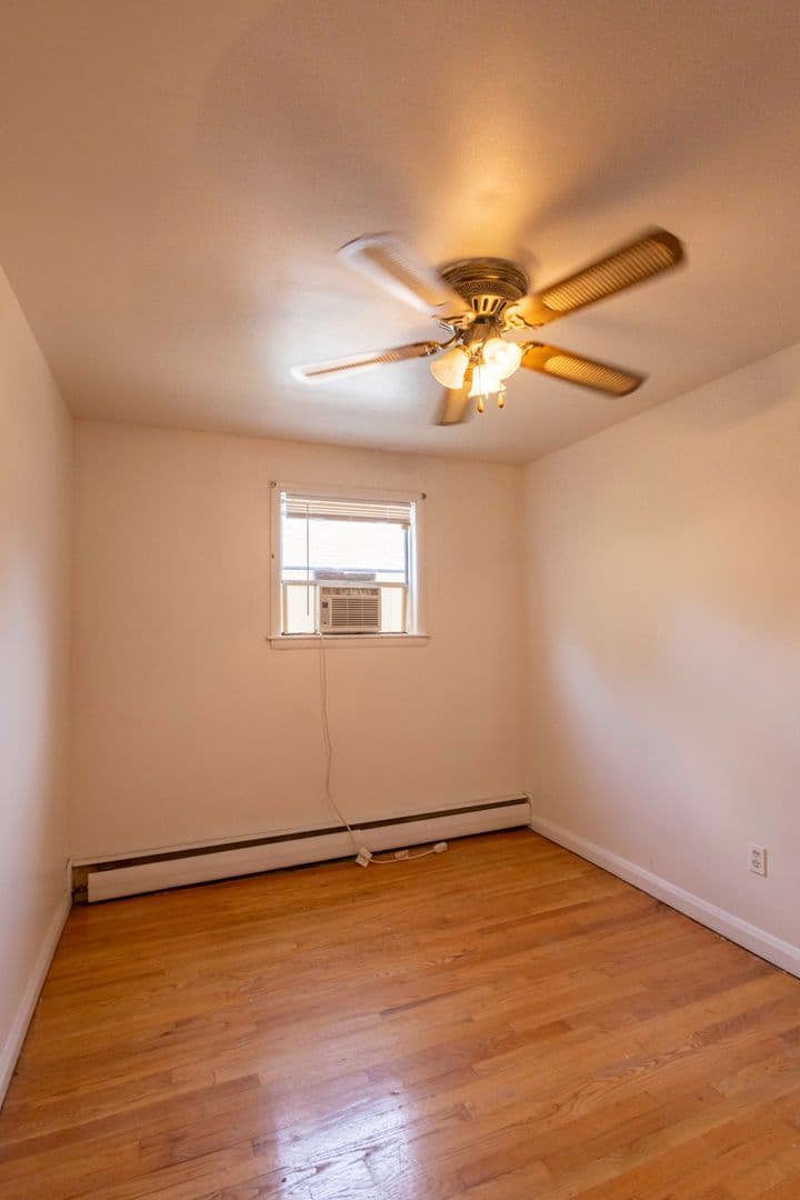 Baltimore Apartment: 4806 Sipple Ave