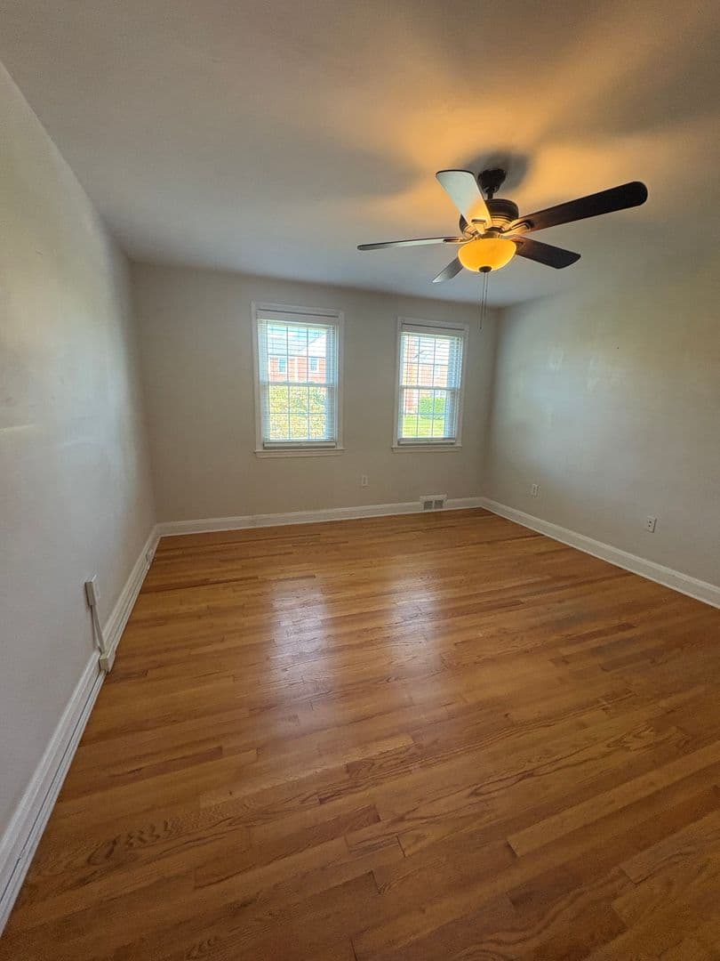 Towson Townhome: 8153 Glen Gary Rd