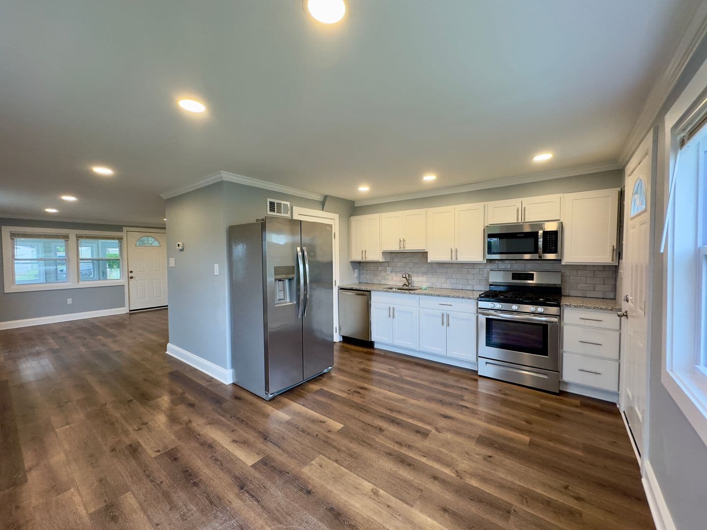 Dundalk House: 2113 Larkhall Road