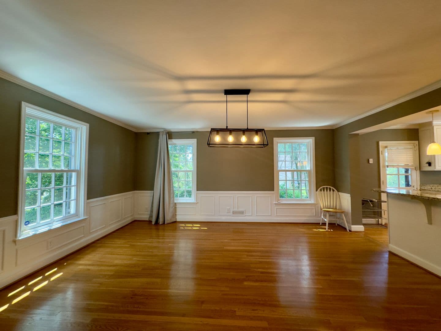 Baltimore House: 115 E Northern Pkwy