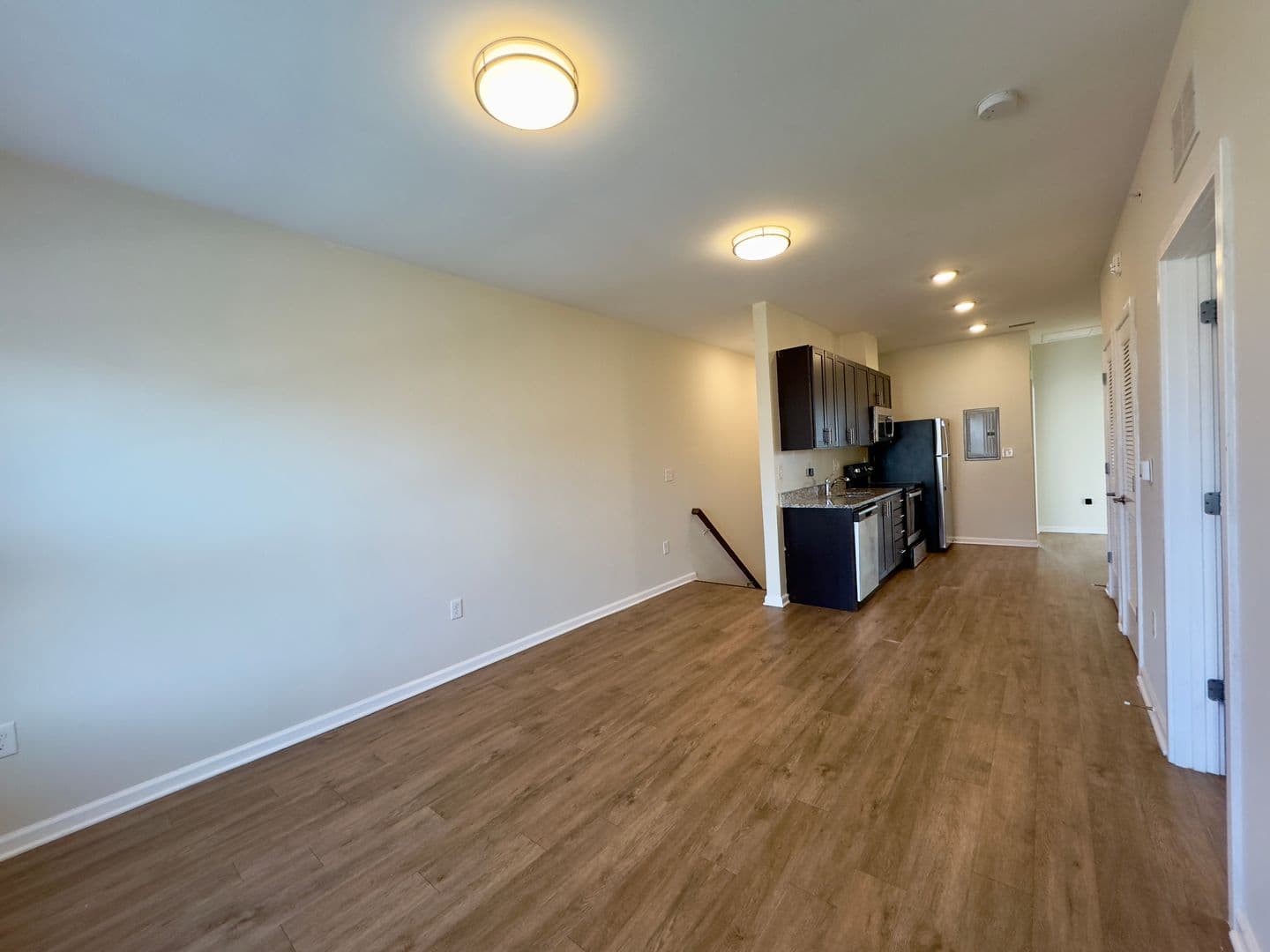 Baltimore Apartment: 4909 Hamilton Ave