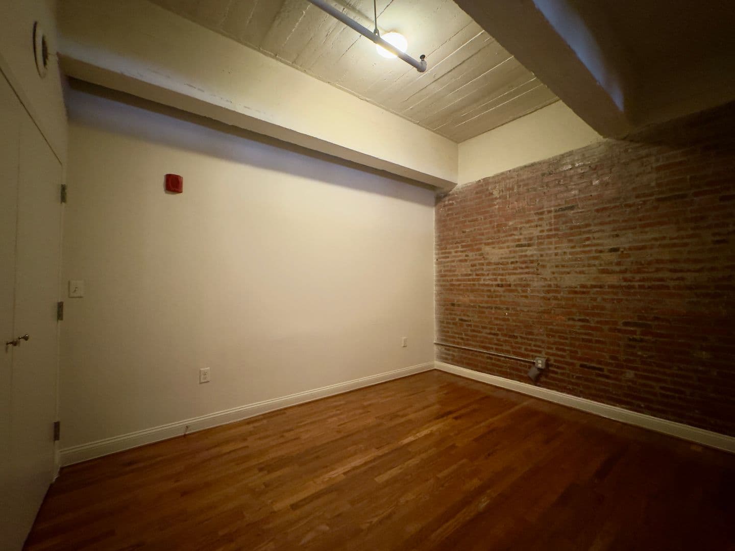 Baltimore Apartment: 311 W Baltimore St