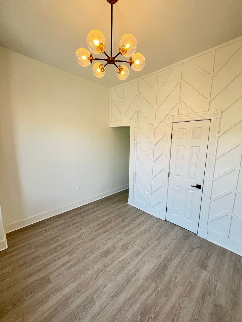 Baltimore Apartment: 1720 St. Paul Street