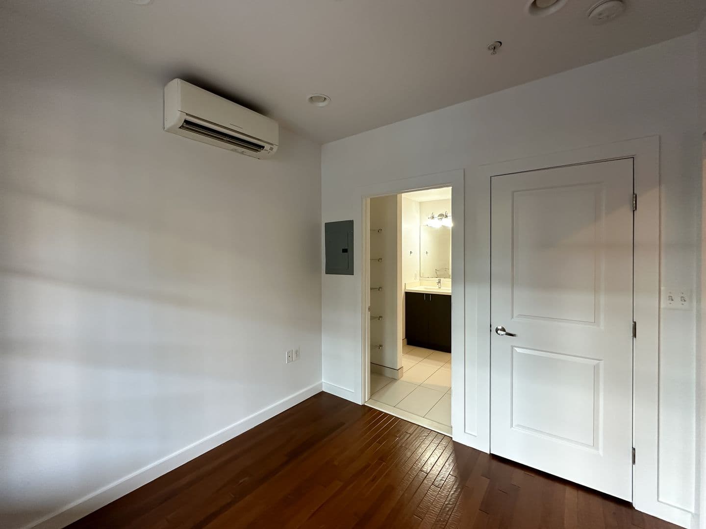 Baltimore Apartment: 613 Portland St