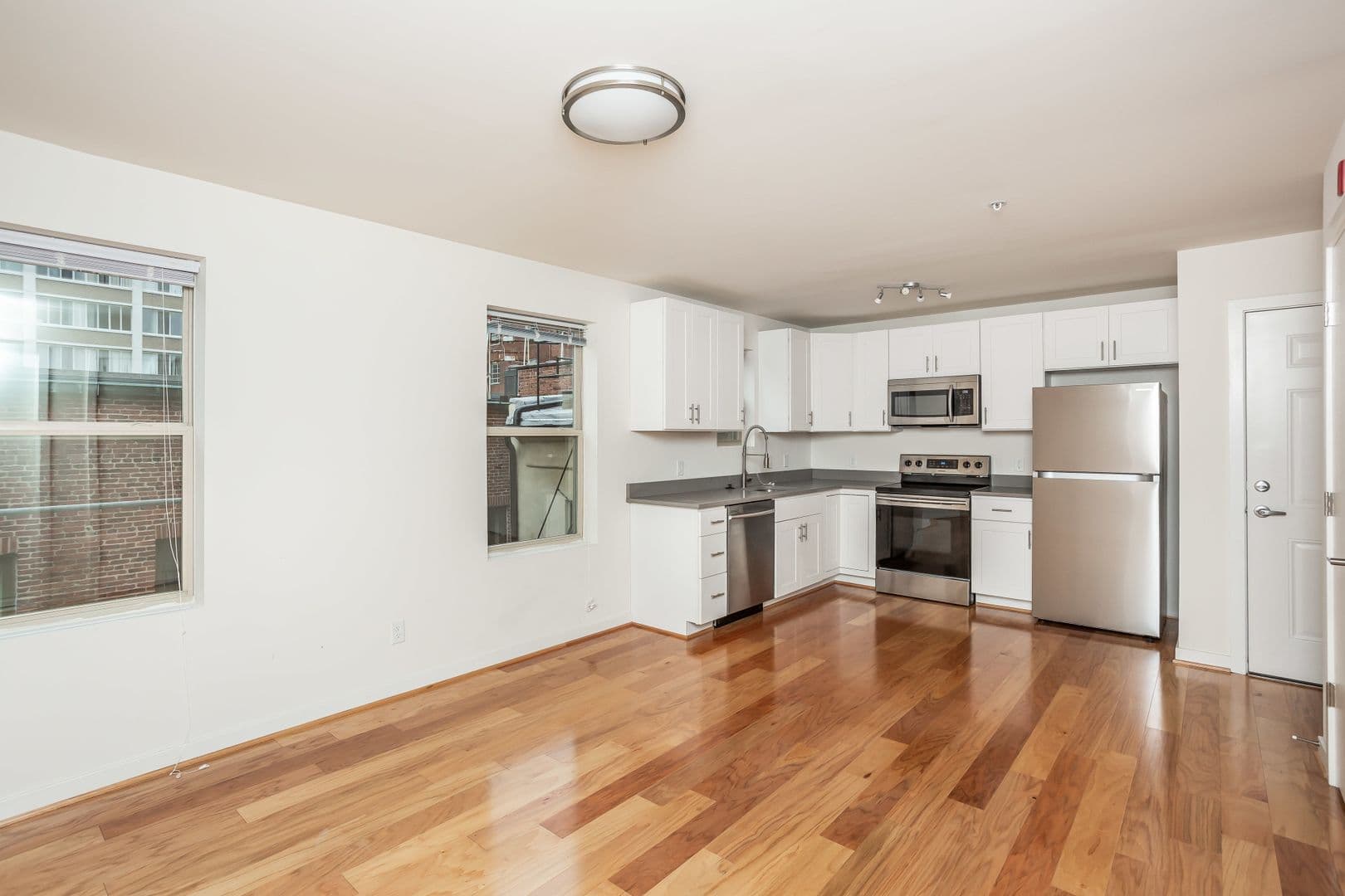 Baltimore Apartment: 605 Park Ave