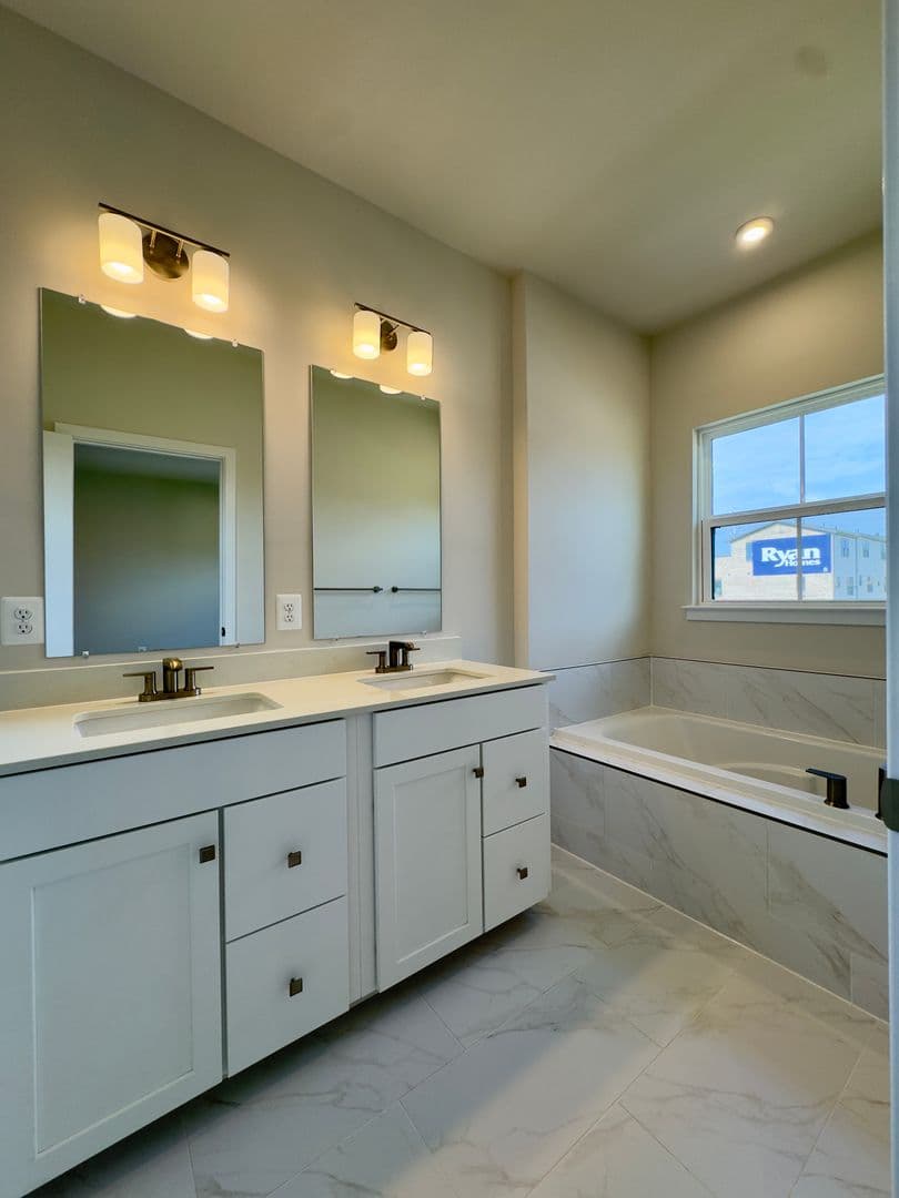 Baltimore Townhome: 2270 Waterfront Way