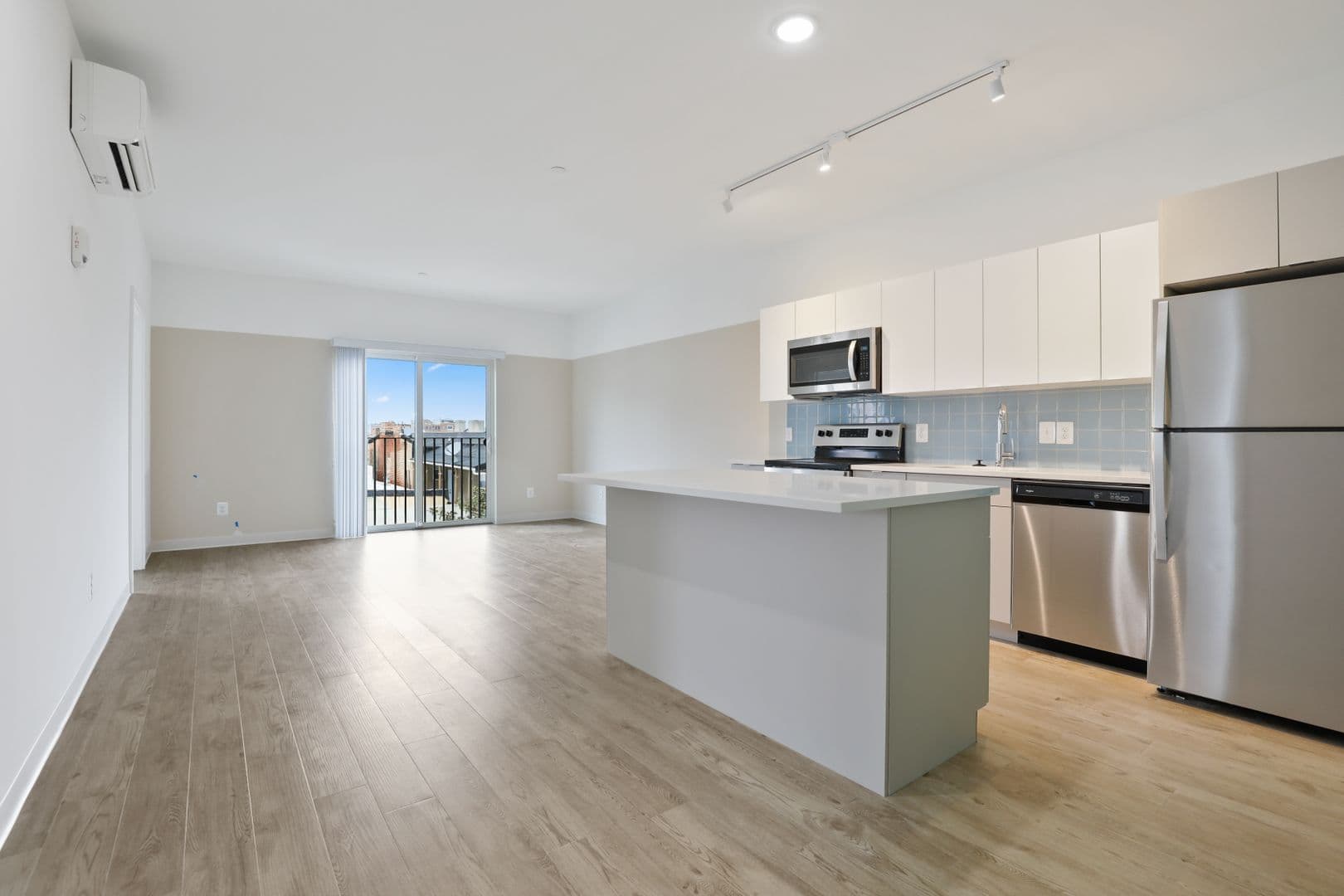 Baltimore Apartment: 906 Trinity Street