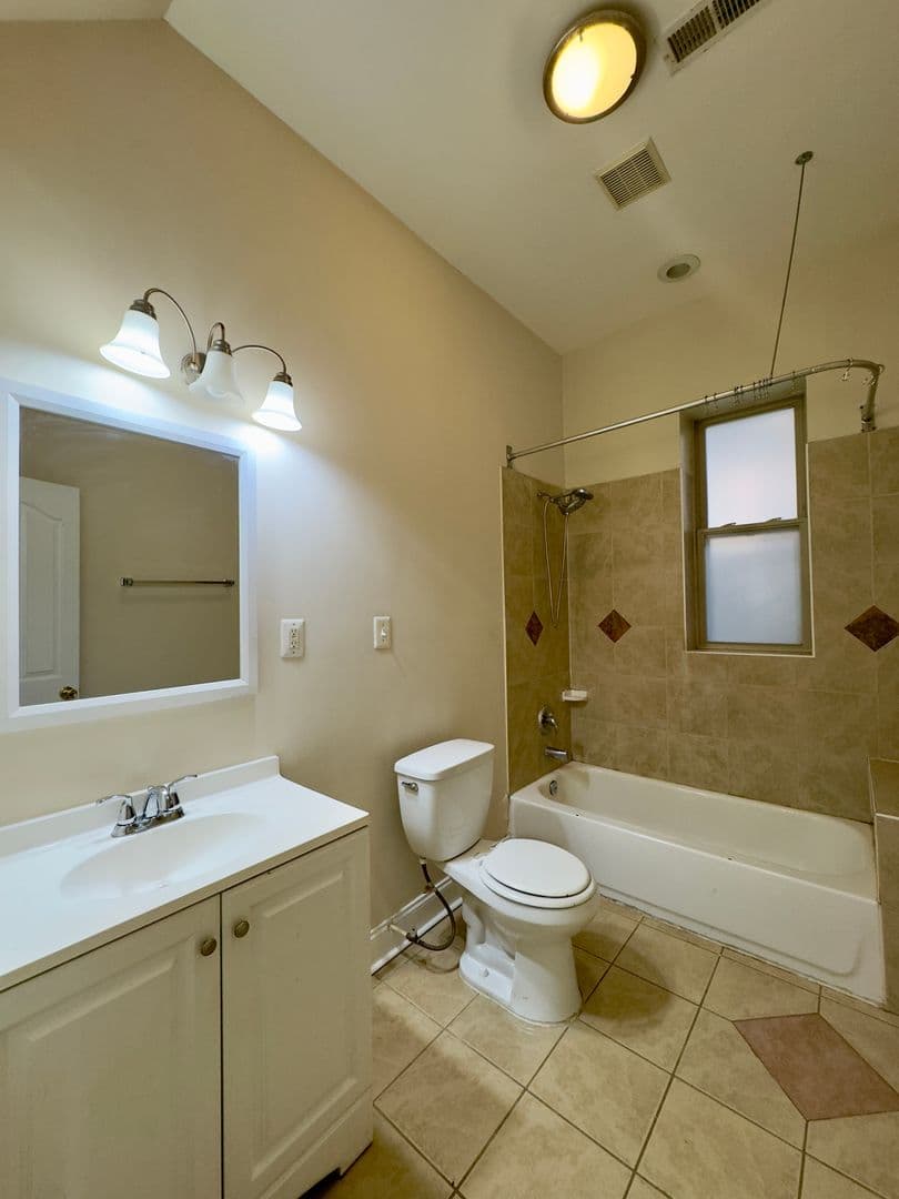 Baltimore Apartment: 2401 Brookfield Ave