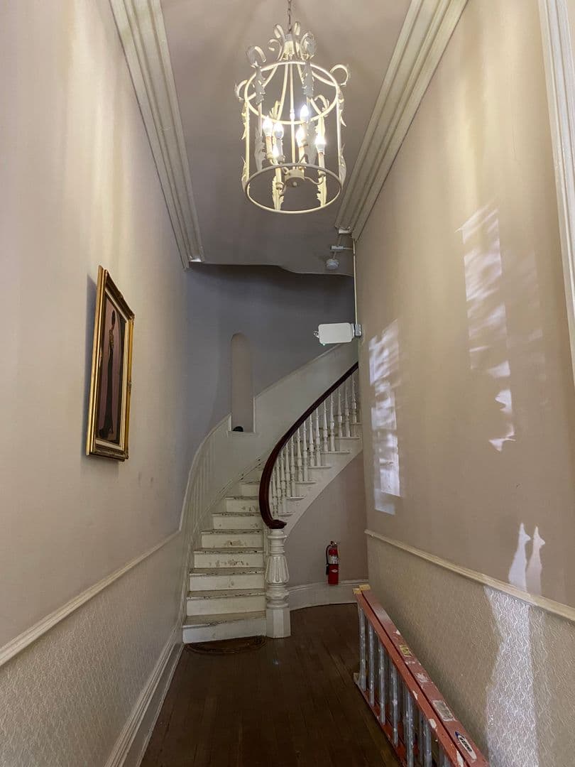 Baltimore Apartment: 1322-1324 Eutaw Pl