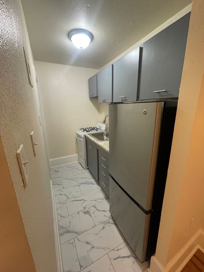Baltimore Apartment: 3007 N Calvert St
