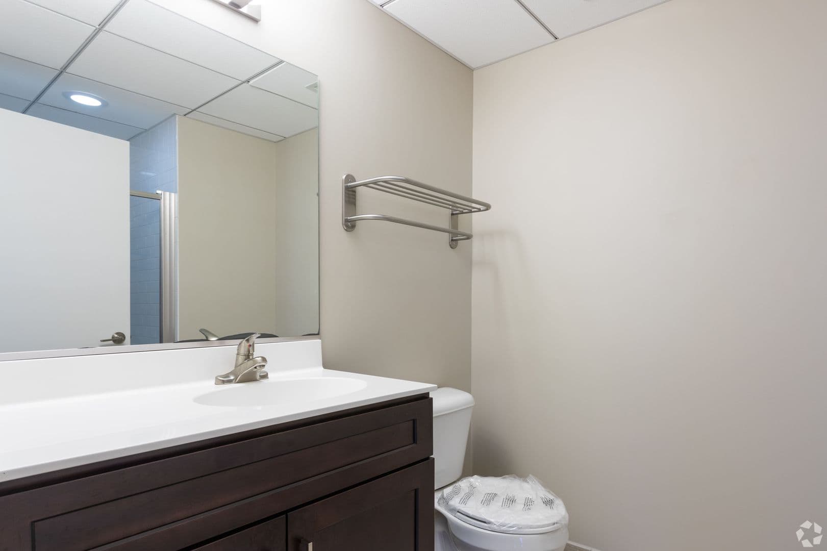 Baltimore Apartment: 10 N Calvert St