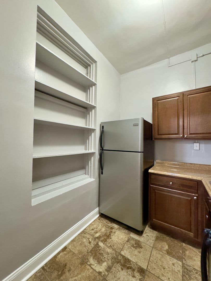 Baltimore Apartment: 1322-1324 Eutaw Pl