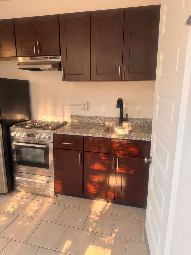 Baltimore Apartment: 10 & 12 W Biddle Street, & 1629 St Paul Street