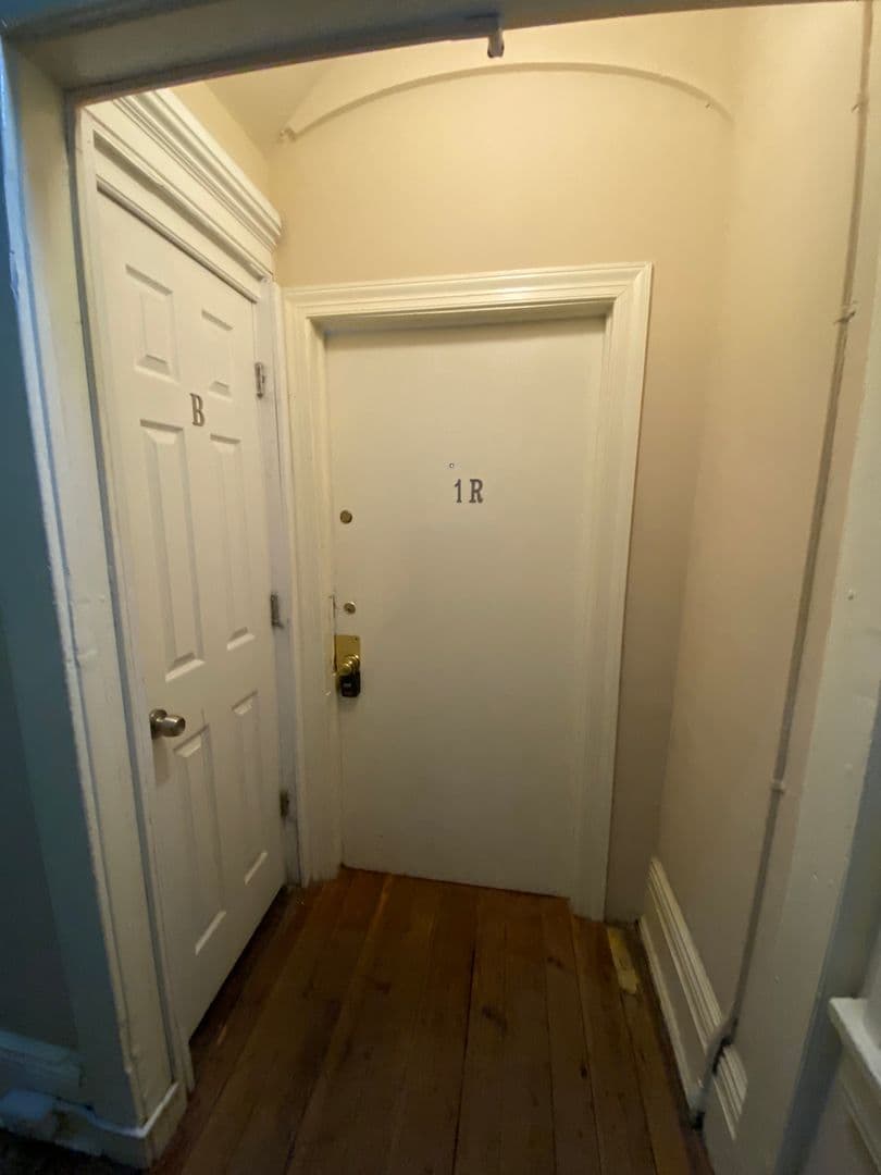 Baltimore Apartment: 1322-1324 Eutaw Pl