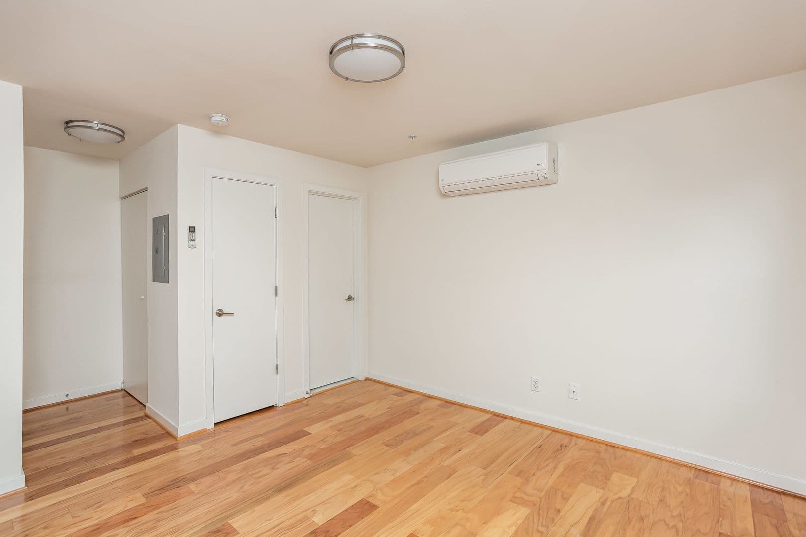 Baltimore Apartment: 605 Park Ave
