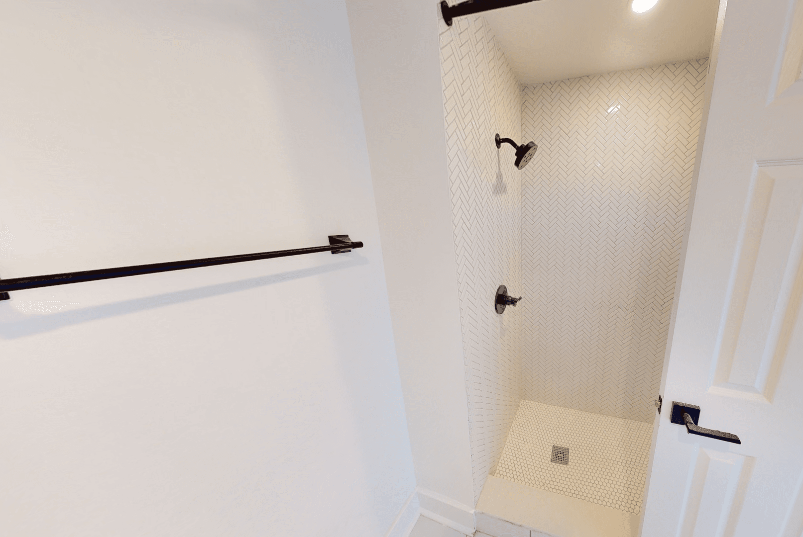 Baltimore Apartment: 1720 St. Paul Street
