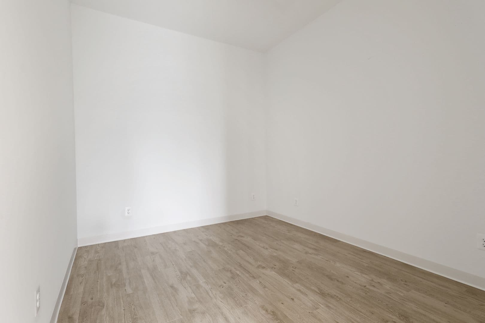 Baltimore Apartment: 906 Trinity Street