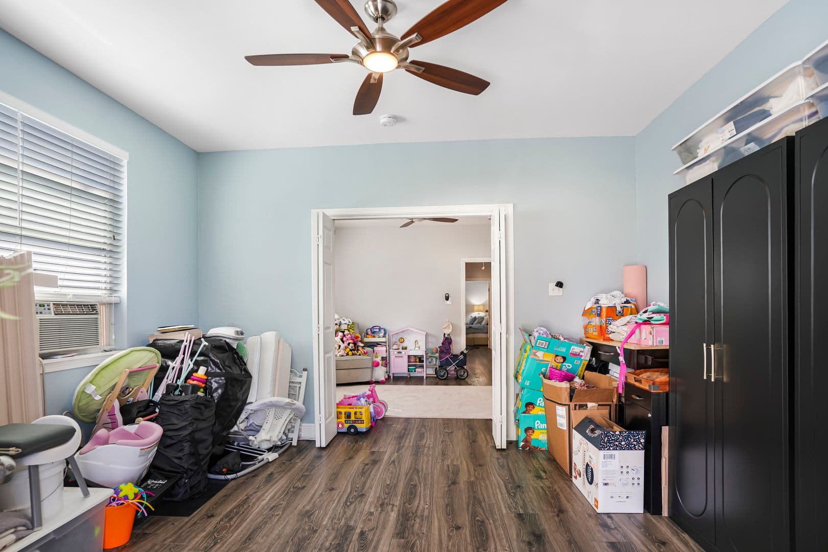 Gretna Apartment: 427 - 429 Third St