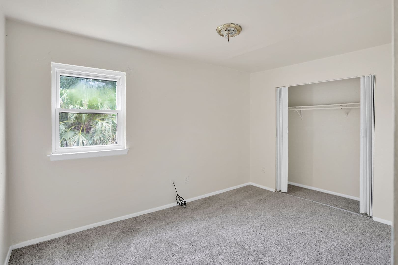 Terrytown Apartment: 500-502 Behrman Hwy