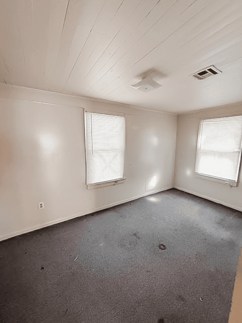 Lafayette House: 306 Verdun