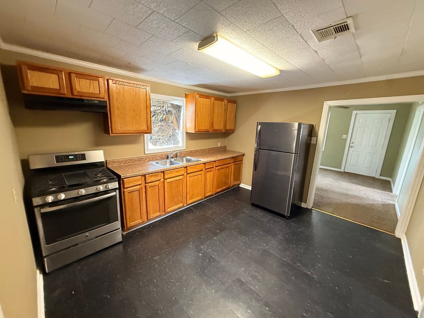 New Iberia House: 256 Field Street
