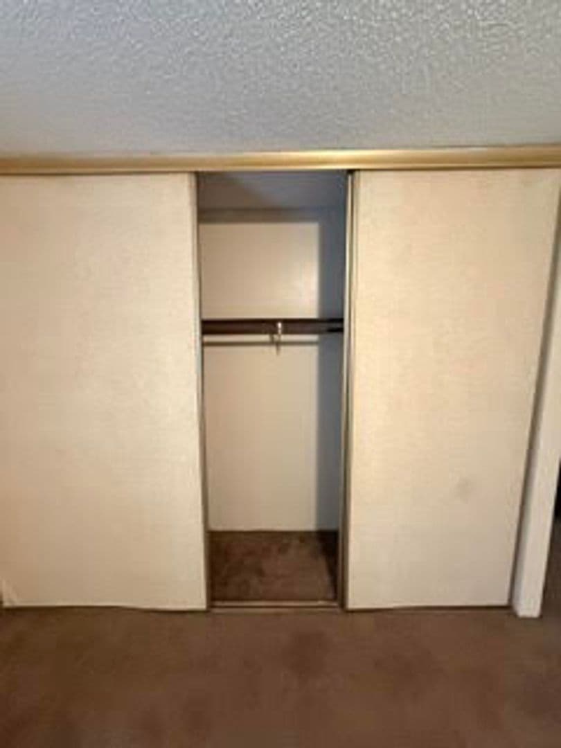 Lafayette Apartment: 200 Buttercup Drive