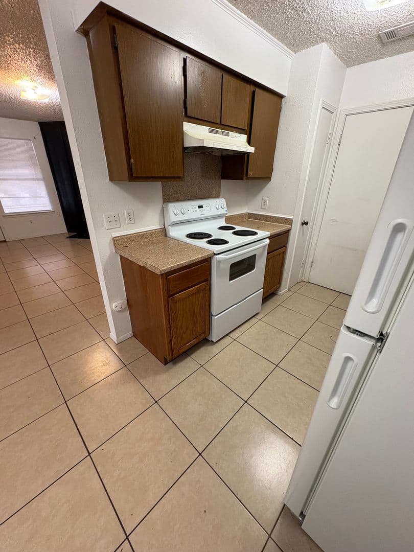 Duson Apartment: 102 Meudon