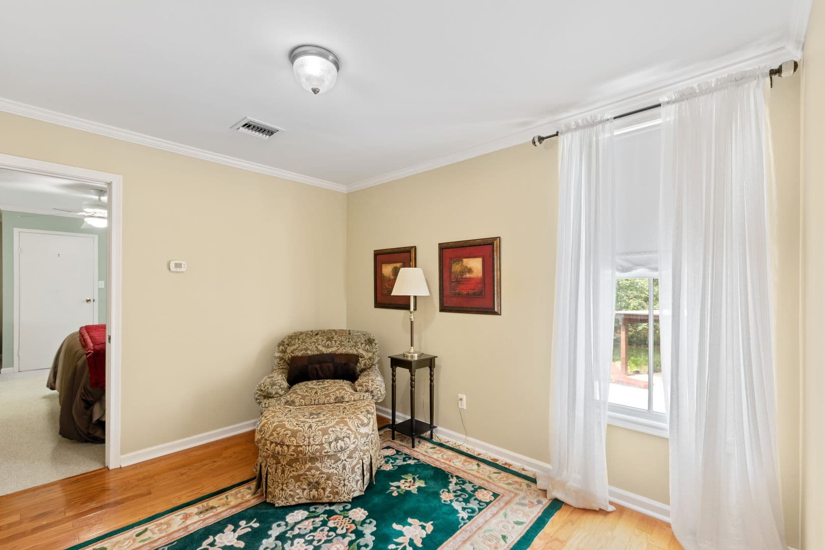 Broussard Apartment: 1026 S Morgan Avenue
