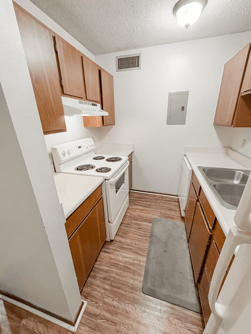 Lafayette Apartment: 200 High Meadows Blvd