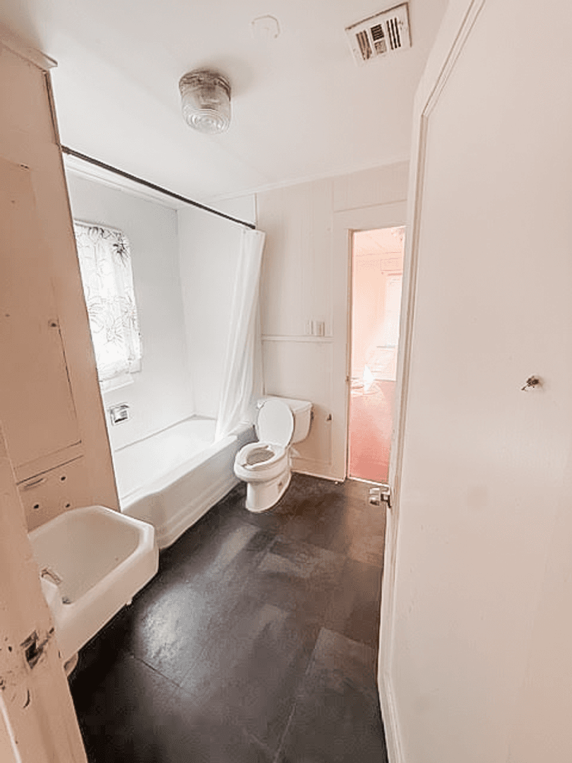 Lafayette House: 306 Verdun