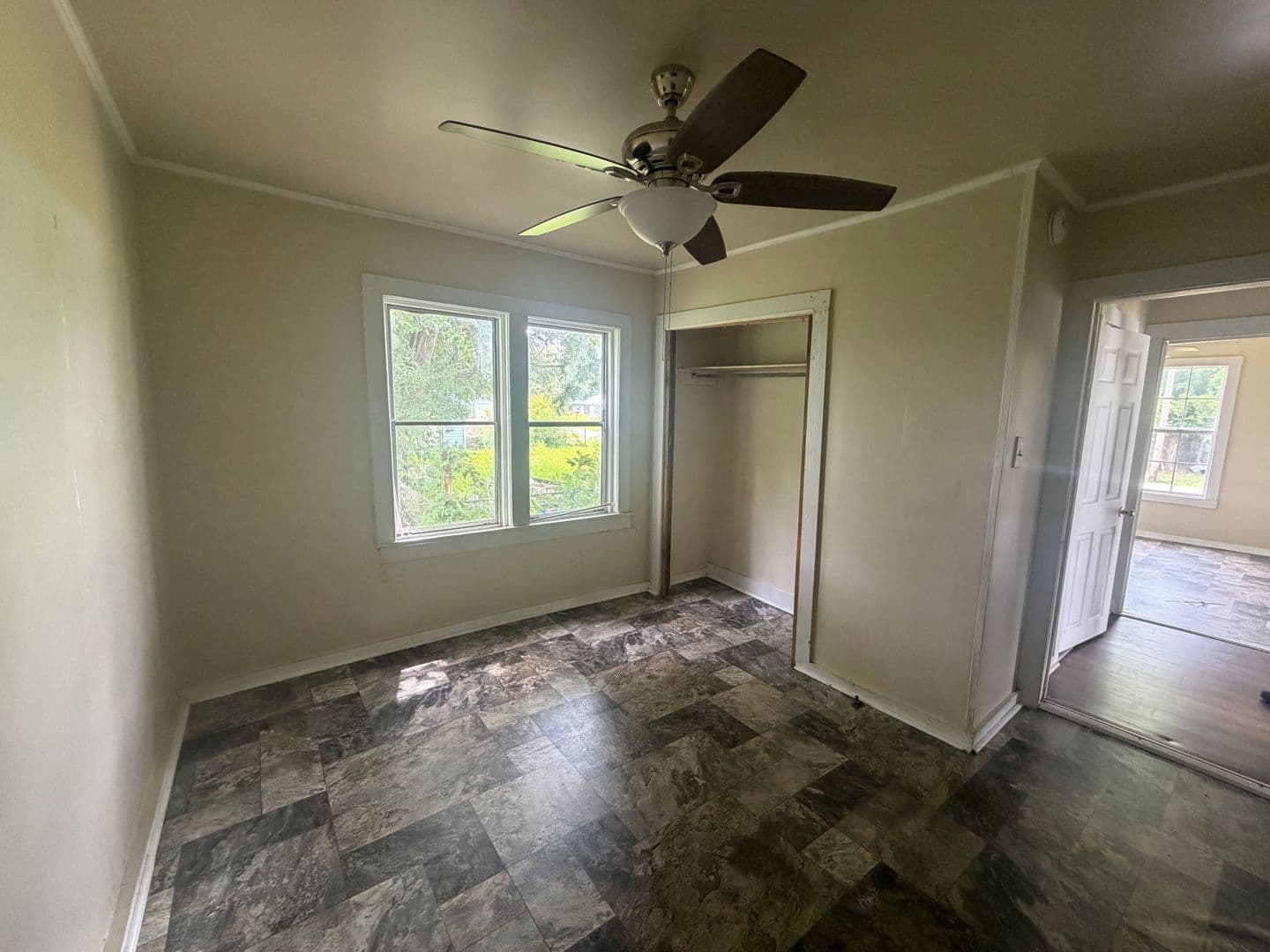 Rayne House: 806 W D Street
