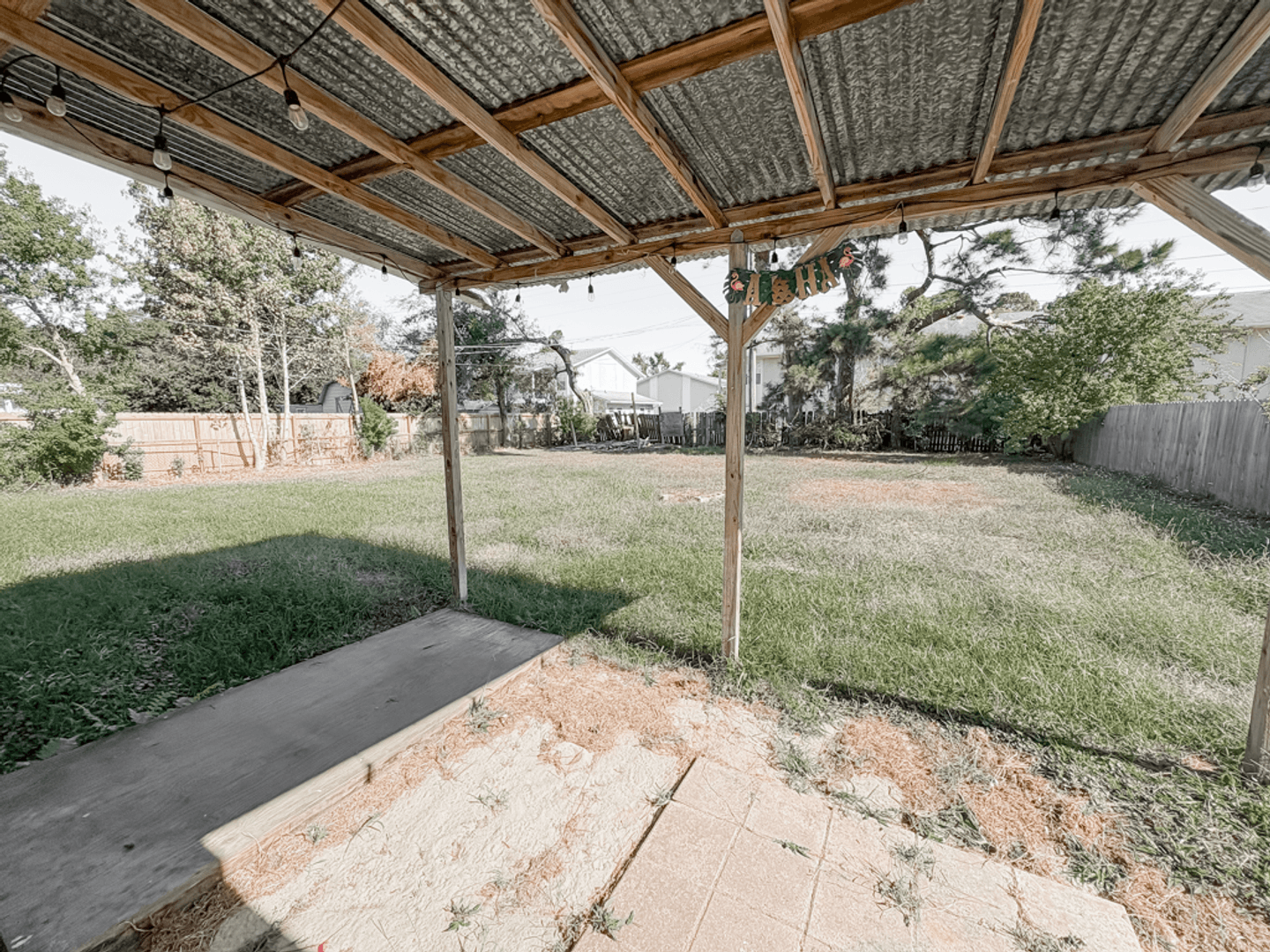 Lafayette House: 205 Lana Drive