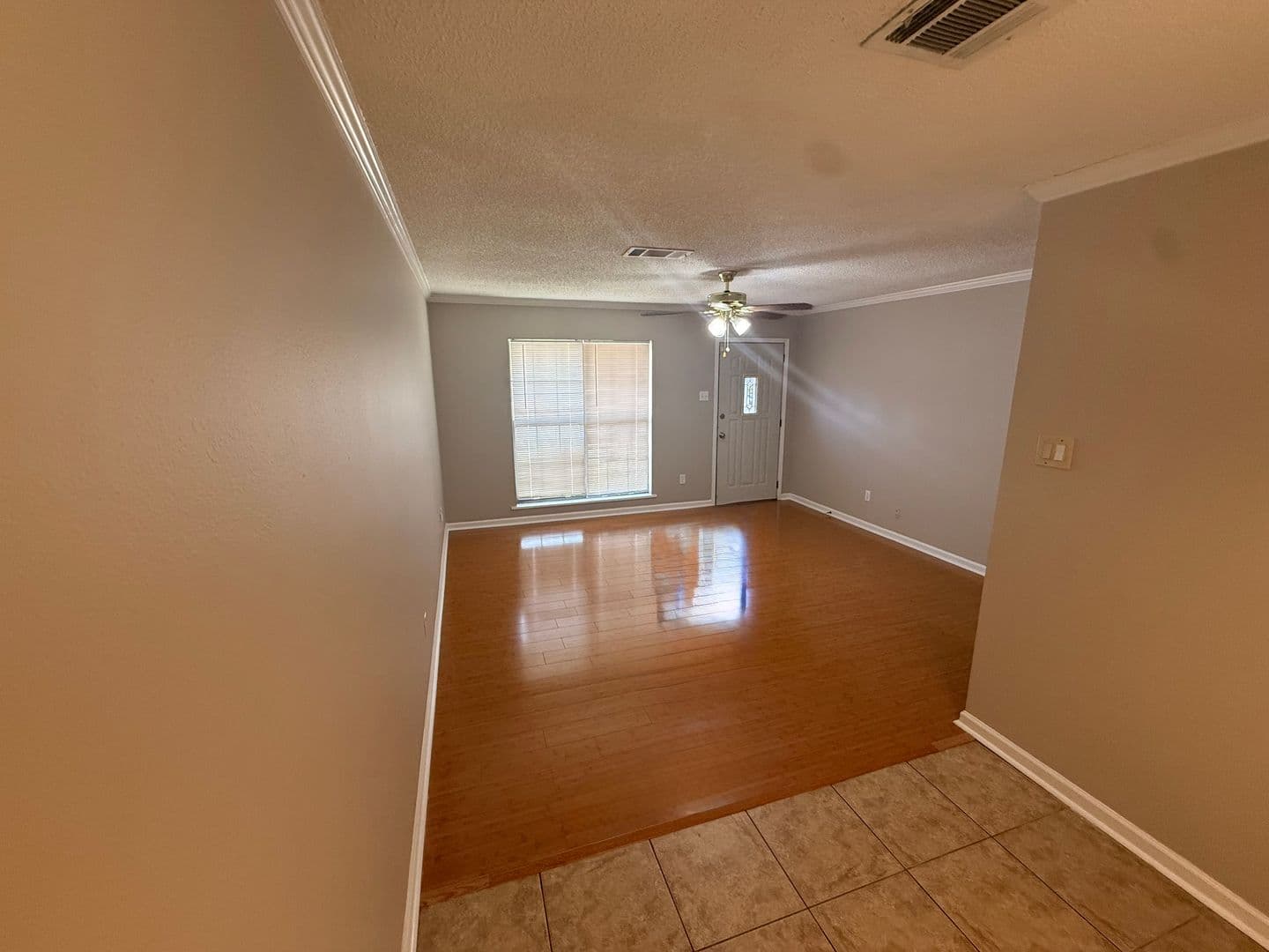 Lafayette House: 108 Pamela Drive