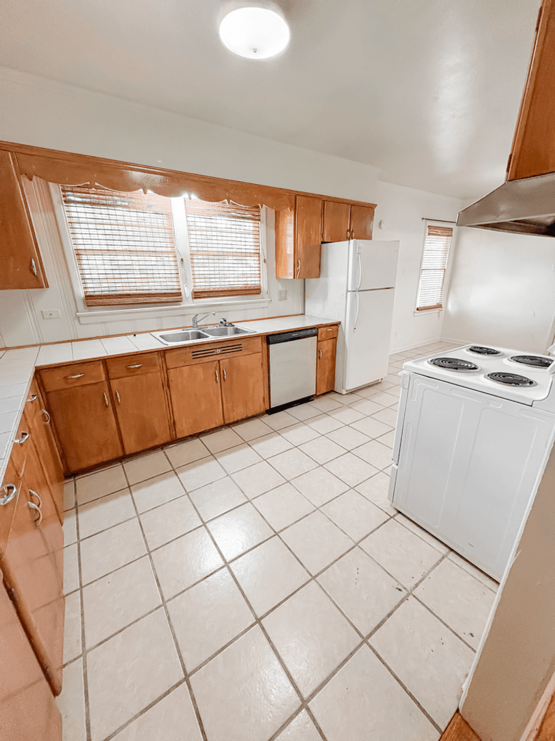 Lafayette House: 205 Lana Drive