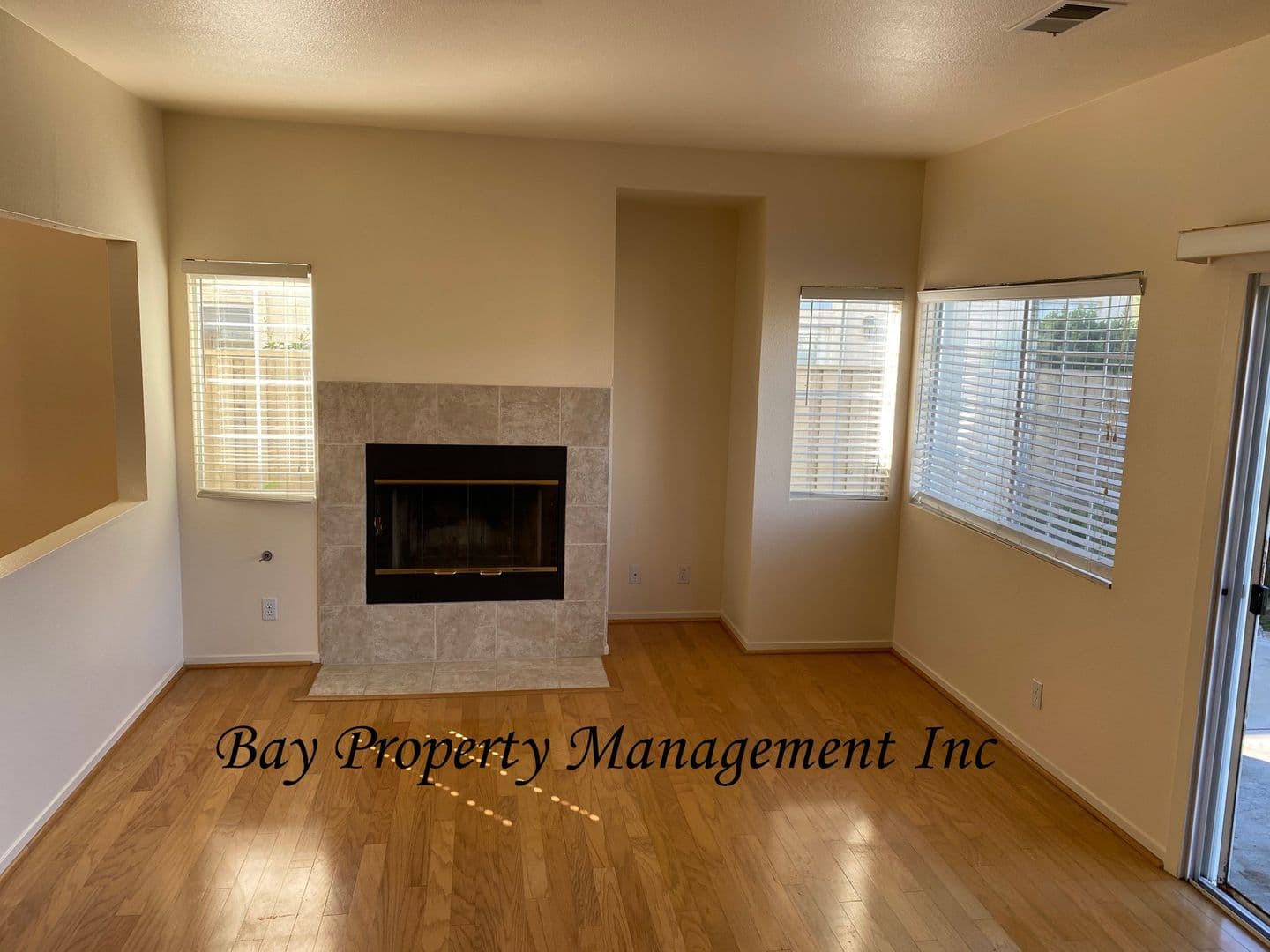 Salinas House: 26418 Honor Lane