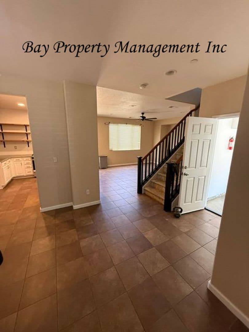 Greenfield House: 380 Barolo Cir.
