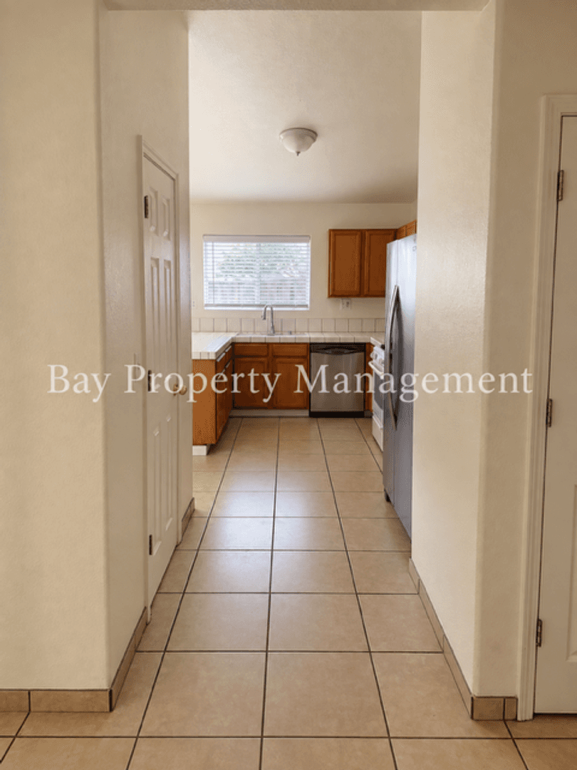 Soledad Apartment: 1001 Highpoint Court