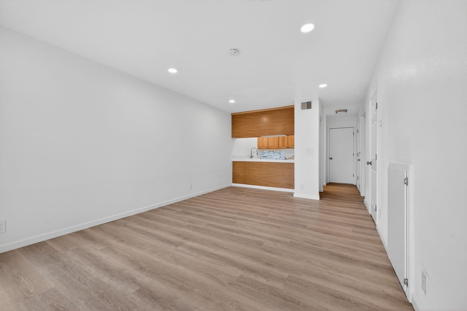 Salinas House: 1116 Cortez St #B